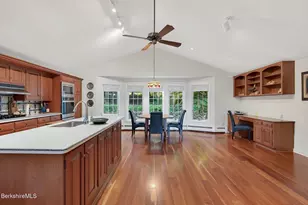 14 Hemlock Hill Rd, Great Barrington, MA 01230 - Photo 12