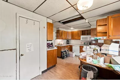 45 Fuller St, Lee, MA 01238 - Photo 10