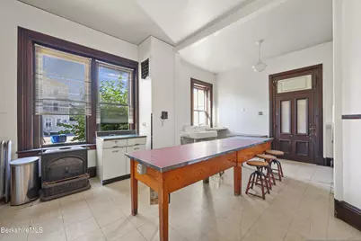42 Wendell Ave, Pittsfield, MA 01201 - Photo 28