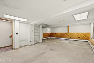 8 Lower Linden St, Adams, MA 01220 - Photo 22