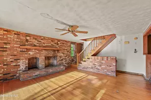 8 Lower Linden St, Adams, MA 01220 - Photo 6