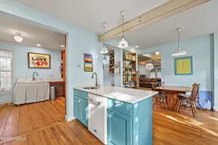 1081 West St, Pittsfield, MA 01201 - Photo 16
