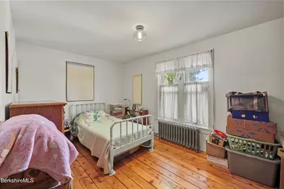 1081 West St, Pittsfield, MA 01201 - Photo 32