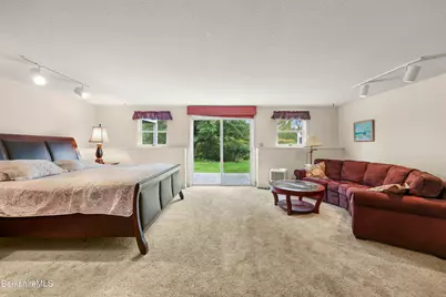 30 Walden Ln, Pittsfield, MA 01201 - Photo 18