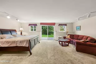 30 Walden Ln, Pittsfield, MA 01201 - Photo 18