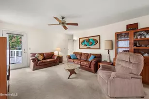 30 Walden Ln, Pittsfield, MA 01201 - Photo 8