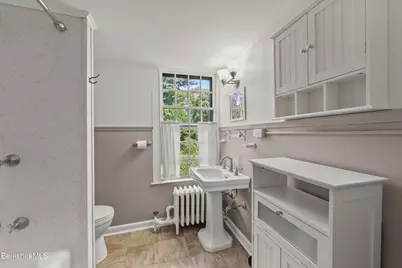 130 S Main St, Sheffield, MA 01257 - Photo 32