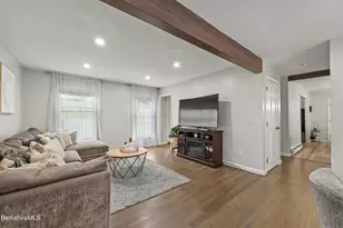 4 Caratina Dr, Pittsfield, MA 01201 - Photo 16