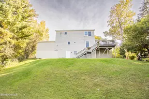 10 Caratina Dr, Pittsfield, MA 01201 - Photo 8
