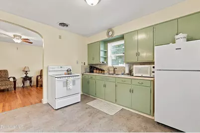 3 Cedar Ln, Adams, MA 01220 - Photo 18