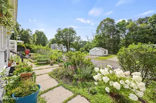 68 Gallup St, North Adams, MA 01247 - Photo 6