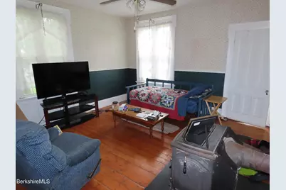 127 Depot St, Cheshire, MA 01225 - Photo 10