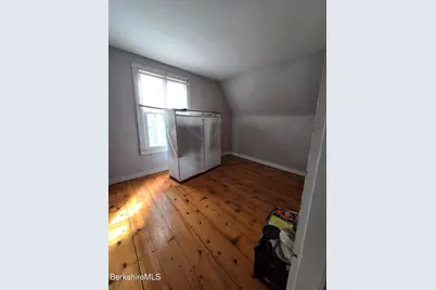 127 Depot St, Cheshire, MA 01225 - Photo 18