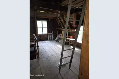 127 Depot St, Cheshire, MA 01225 - Photo 28