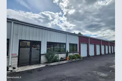 266 Unit 1 North St, Cheshire, MA 01225 - Photo 1
