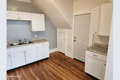 39 Onota St #Unit 1, Pittsfield, MA 01201 - Photo 10