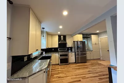 15 Congress St, Pittsfield, MA 01201 - Photo 14