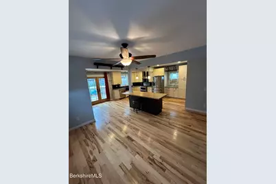 15 Congress St, Pittsfield, MA 01201 - Photo 6