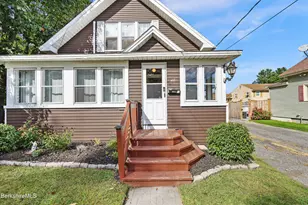 453 Elm St, Pittsfield, MA 01201 - Photo 2