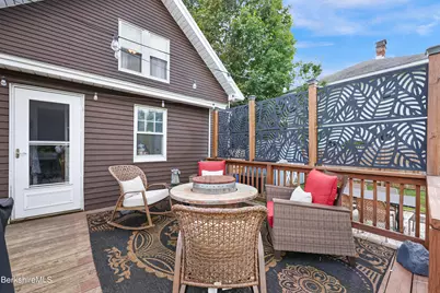 453 Elm St, Pittsfield, MA 01201 - Photo 42