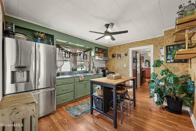 453 Elm St, Pittsfield, MA 01201 - Photo 30