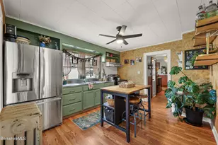 453 Elm St, Pittsfield, MA 01201 - Photo 30