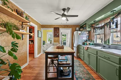 453 Elm St, Pittsfield, MA 01201 - Photo 22