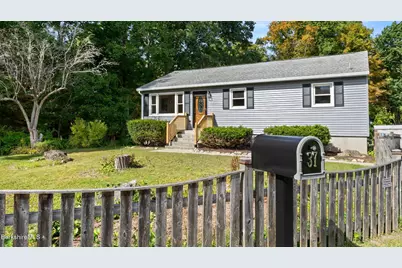 37 Broadview Ter, Pittsfield, MA 01201 - Photo 2