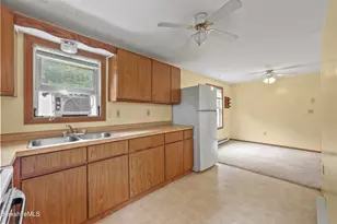 40 Central Shaft Rd, Florida, MA 01247 - Photo 18