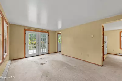 40 Central Shaft Rd, Florida, MA 01247 - Photo 8