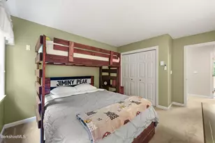 9123 Mountainside Dr, Hancock, MA 01237 - Photo 32