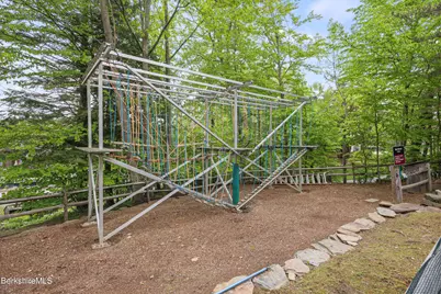 9123 Mountainside Dr, Hancock, MA 01237 - Photo 50