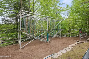 9123 Mountainside Dr, Hancock, MA 01237 - Photo 50