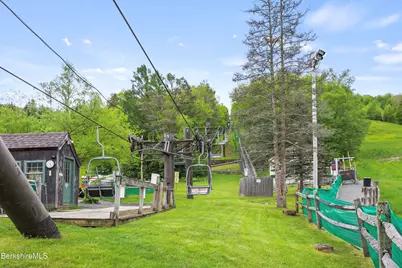 9123 Mountainside Dr, Hancock, MA 01237 - Photo 54