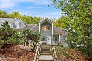 9123 Mountainside Dr, Hancock, MA 01237 - Photo 2