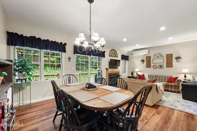 9123 Mountainside Dr, Hancock, MA 01237 - Photo 14
