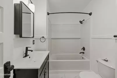 64-66 Stratford Ave, Pittsfield, MA 01201 - Photo 32