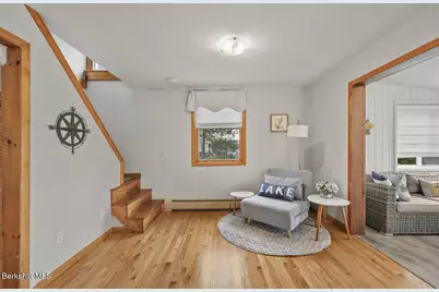 99 Narragansett Ave, Lanesborough, MA 01237 - Photo 12