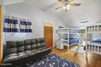 99 Narragansett Ave, Lanesborough, MA 01237 - Photo 20
