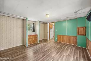 [Address not provided], Hinsdale, MA 01235 - Photo 14