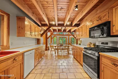 525 Rote Hill Rd, Sheffield, MA 01257 - Photo 16