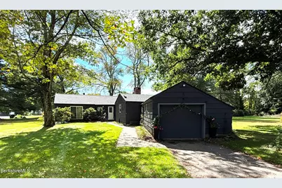 9 Park Ln, Sheffield, MA 01257 - Photo 2