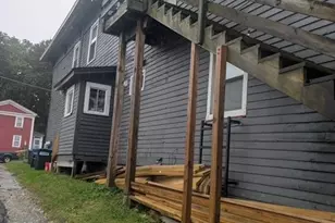 86 E Center St, Pittsfield, MA 01201 - Photo 12