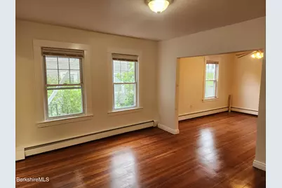 126 High St, Pittsfield, MA 01201 - Photo 12