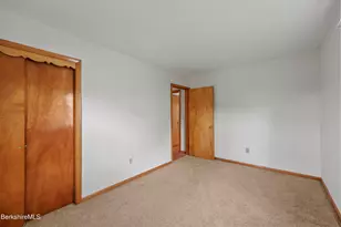 25 Brighton Ave, Pittsfield, MA 01201 - Photo 22