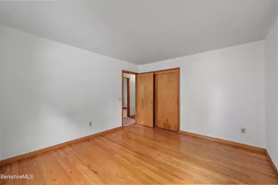 25 Brighton Ave, Pittsfield, MA 01201 - Photo 24