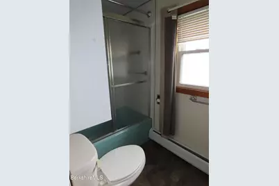 9 Summer St, Adams, MA 01220 - Photo 38