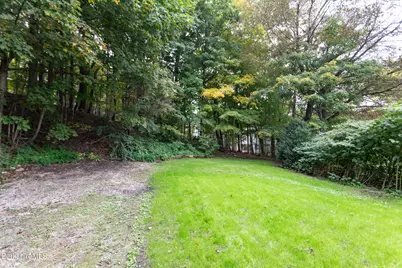 17-19 Goodman Ln, Pittsfield, MA 01201 - Photo 6