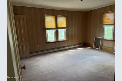 17-19 Goodman Ln, Pittsfield, MA 01201 - Photo 36