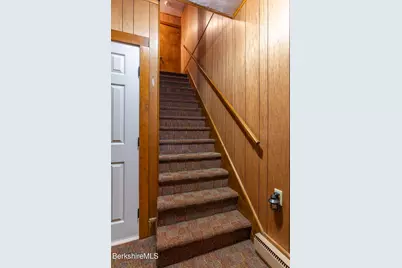 17 Goodman Ln, Pittsfield, MA 01201 - Photo 18